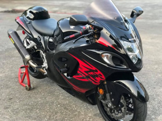 Chân dung Suzuki Hayabusa-Thần gió trong làng PKL