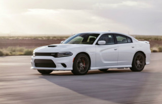  Dodge Charger SRT Hellcat - sedan mạnh nhất thế giới 