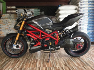 Ducati Streetfighter 1100S ‘Phê’ cùng gã du côn đường phố sau loạt nâng cấp