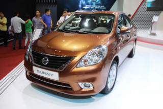  Giá lăn bánh của Nissan Sunny 