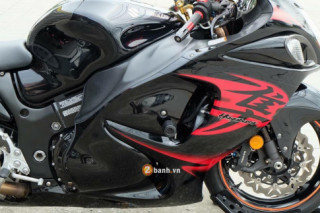 Hayabusa King of Speed căng đét trong bộ cánh đen huyền thoại