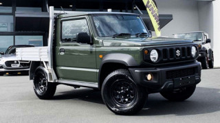 “Hô biến” chiếc Suzuki Jimny thành xe bán tải cực ấn tượng