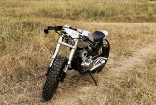  Honda CB125T cafe racer ‘đôi mắt thiên thần’ tại Sài Gòn 