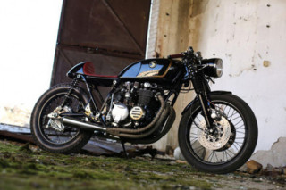  Honda CB550 cafe racer bí hiểm 