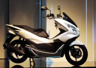  Honda PCX125 mới giá từ 52 triệu đồng 