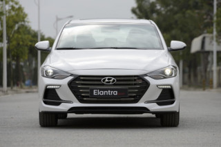 Hyundai Vinh mở bán phiên bản thể thao Hyundai Elantra Sport