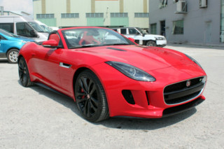  Jaguar F-Type V8 R mui trần độc nhất ở TP HCM 