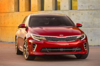  Kia Optima thế hệ mới giá từ 22.000 USD 