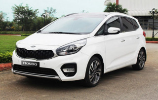 Kia Rondo 2017 giá từ 654 triệu đồng tại Việt Nam