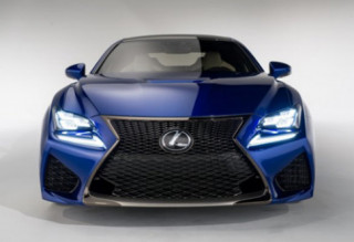  Lexus RC F coupe 