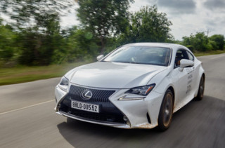  Lexus RC200t - coupe điệu đà cho khách Việt Nam 