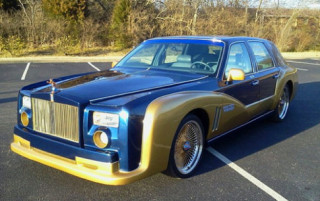  Lincoln Town Car độ dáng Phantom phong cách Pharaoh 