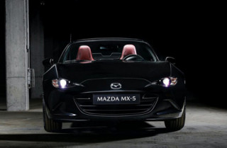 Mazda trình làng phiên bản sản xuất giới hạn MX-5 Eunos Edition