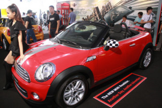  Mini Roadster - xế lạ tại Việt Nam có giá 1,6 tỷ 