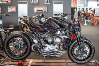 MV Agusta Dragster ‘Thiên thần’ sa ngã mang tên Black Out