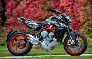  MV Agusta Rivale 800 phiên bản nhà binh 