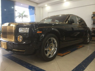 Rolls-Royce Phantom mạ vàng, in hình rồng ở Quảng Ninh