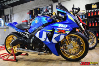 Suzuki GSX-R1000R quái vật Dragbike sở hữu dàn ống xả độc nhất vô nhị