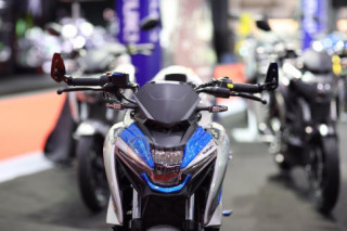 Suzuki tung ra mẫu xe GSX-S150 phiên bản Custom