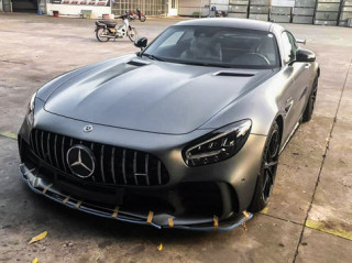 Xe hiệu suất cao Mercedes-AMG GT R đầu tiên xuất hiện tại Việt Nam