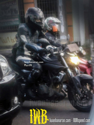  Yamaha MT-25 - nakedbike mới lộ diện 