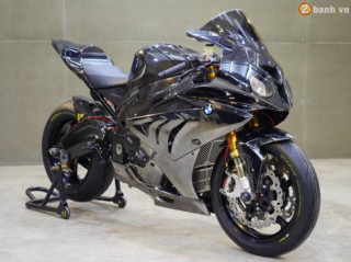 BMW S1000RR bóng bảy với bộ cánh chrome cực chất