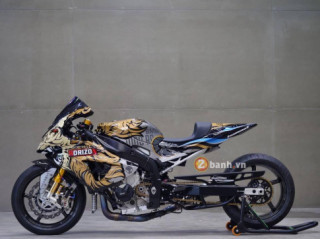 BMW S1000RR con ‘ cá mập ’ chân dài đầy hung tợn và đẳng cấp