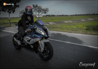 BMW S1000RR độ- Superbike uyển chuyển trong chiều hoàng hôn sắp tắt