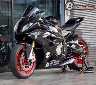 BMW S1000RR phiên bản Carbon Fiber đầy ấn tượng