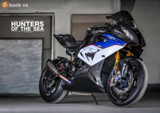 BMW S1000RR siêu chất trong bản độ full carbon đắt tiền