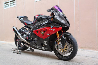 BMW S1000RR trong bản độ tiền tỷ đầy choáng ngợp của dân chơi Thái Lan