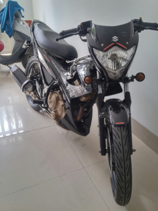 Em Raider R150 muốn lên áo satria 150