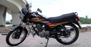 Honda GL 125 độ Tracker qua cảm nhận của chàng sinh viên công nghệ