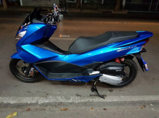 Honda PCX 150 bản độ đơn giản đậm chất hàng hiệu