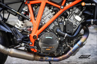 KTM 1290 Super Duke R độ kẻ mệnh danh ‘Quái vật’ của hãng xe áo