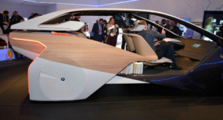 Lạ lẫm mẫu xe siêu tưởng BMW i Inside Future