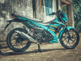 Satria 150 độ lạ mắt và siêu chất trong bộ cánh màu xanh mới