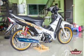 Wave 125 độ đầy chất chơi với phiên bản gần full titanium