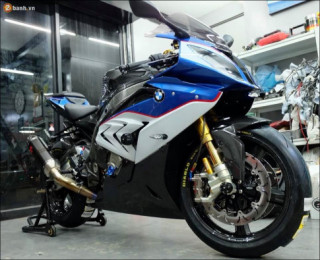 BMW S1000RR độ phiên bản cá mập đi hia ‘Rotobox’