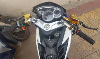 Exciter 135 độ ẩn thân phía sau bộ cánh X1R của biker Đồng Tháp