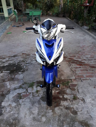 Exciter 135 độ hài hòa với dàn đồ chơi đầy cứng cáp