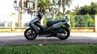 Honda Air Blade độ dàn chân siêu khủng không đụng hàng