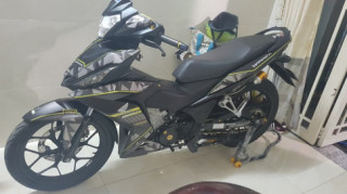 Honda Winner 150 độ kiểng cá tính với bộ áo Camo