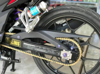 Sonic 150 độ sở hữu thiết kế đĩa thắng tương tự như Z1000