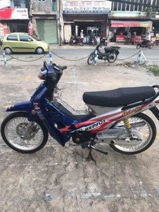 Wave 110cc phong cách Repsol với dàn đồ chơi công nghệ