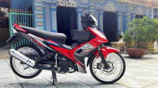 Exciter 135 độ ấn tượng với dàn đồ chơi ngoại quốc