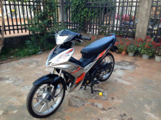 Exciter 135 độ nhẹ nhàng với dàn chân đầy dịu dàng