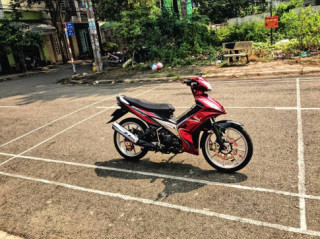 Exciter 135 độ siêu đẹp khoe dáng giữa chiều nắng