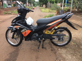 Exciter 135cc với phong cách đen cam đầy tính thẩm mỹ