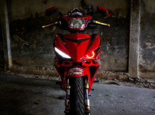 Exciter 150 độ cực ngầu với ánh mắt Sole của biker nước bạn